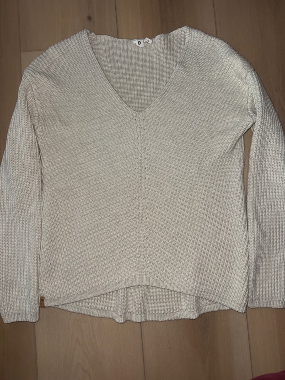 Tentree Highline V-Neck Sweater Light Gray Size Medium Organic Cotton - Picture 11 of 11